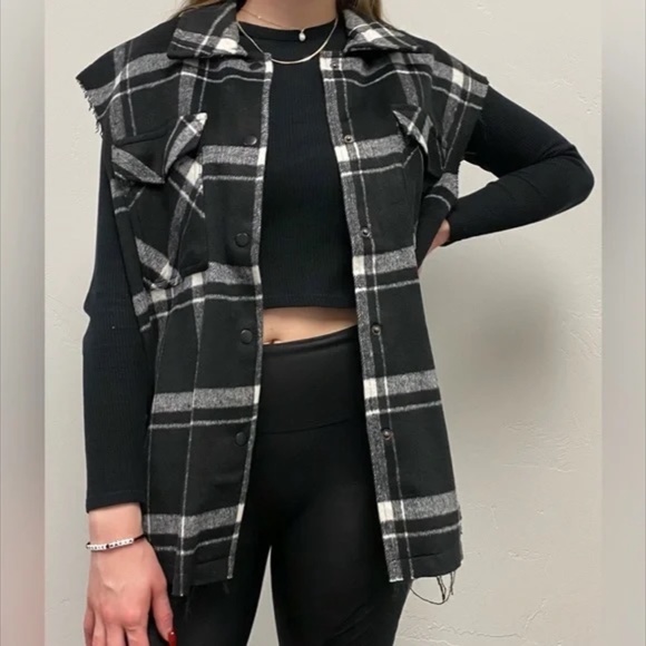 OAT New York Hunter Plaid Wool Blend Vest w/Frayed Edges Black, White Size M - Picture 3 of 14